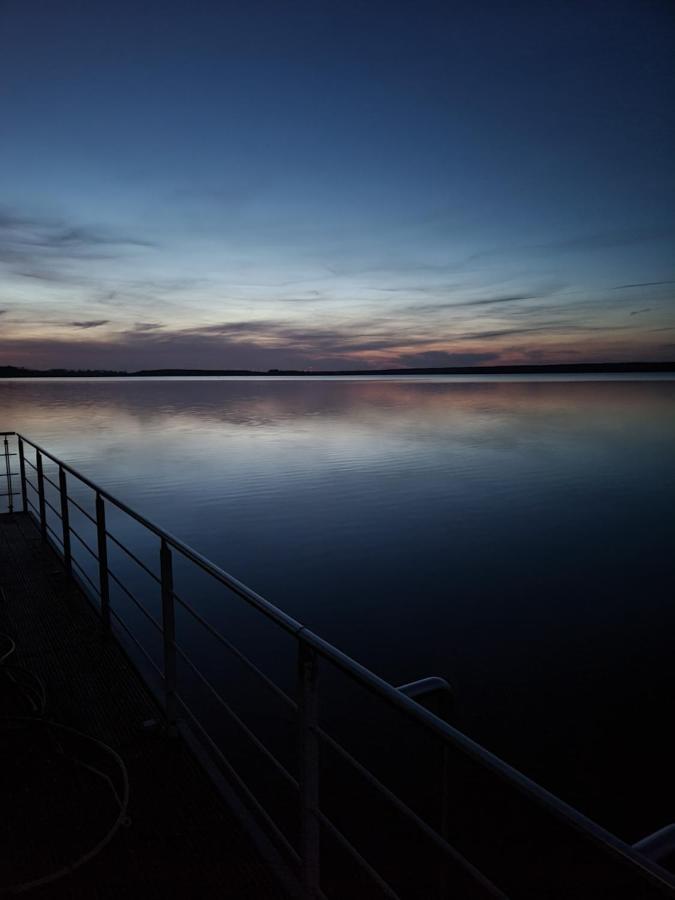 Schwimmendes Ferienhaus Silent Elsterheide Luaran gambar