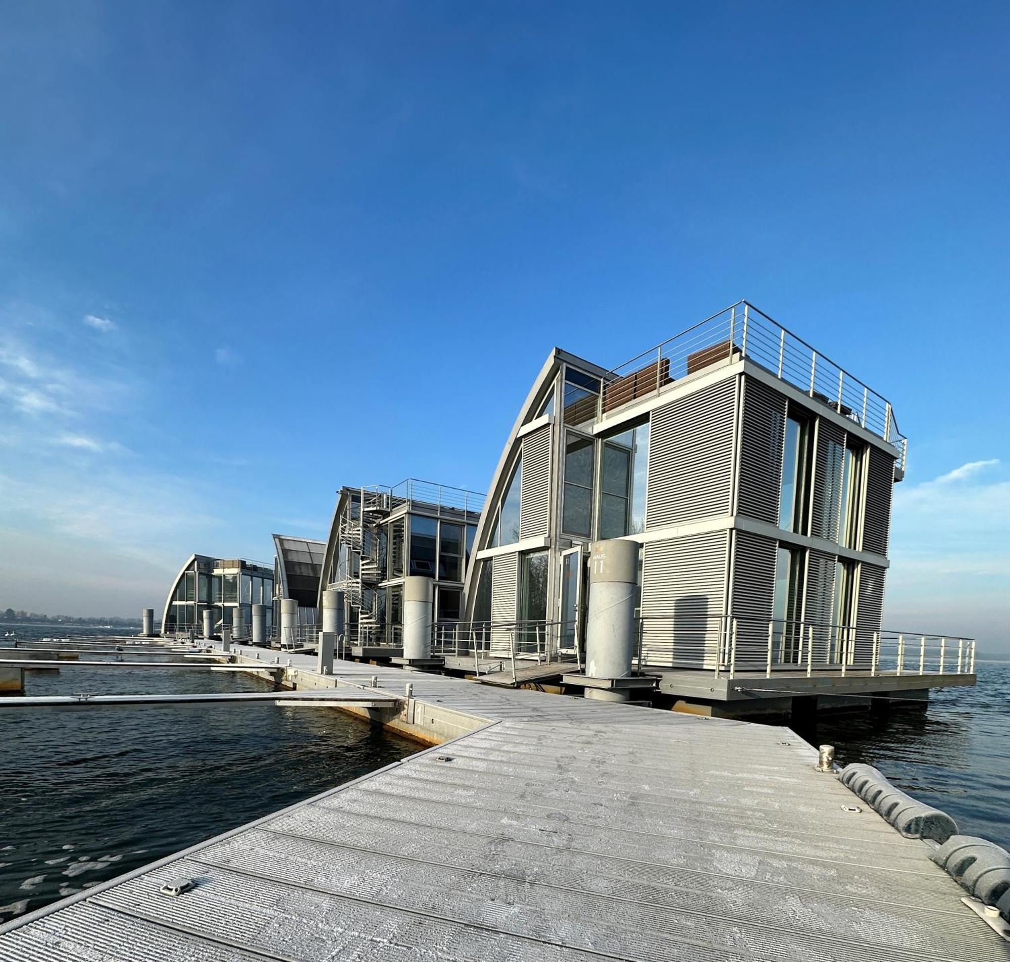 Schwimmendes Ferienhaus Silent Elsterheide Luaran gambar