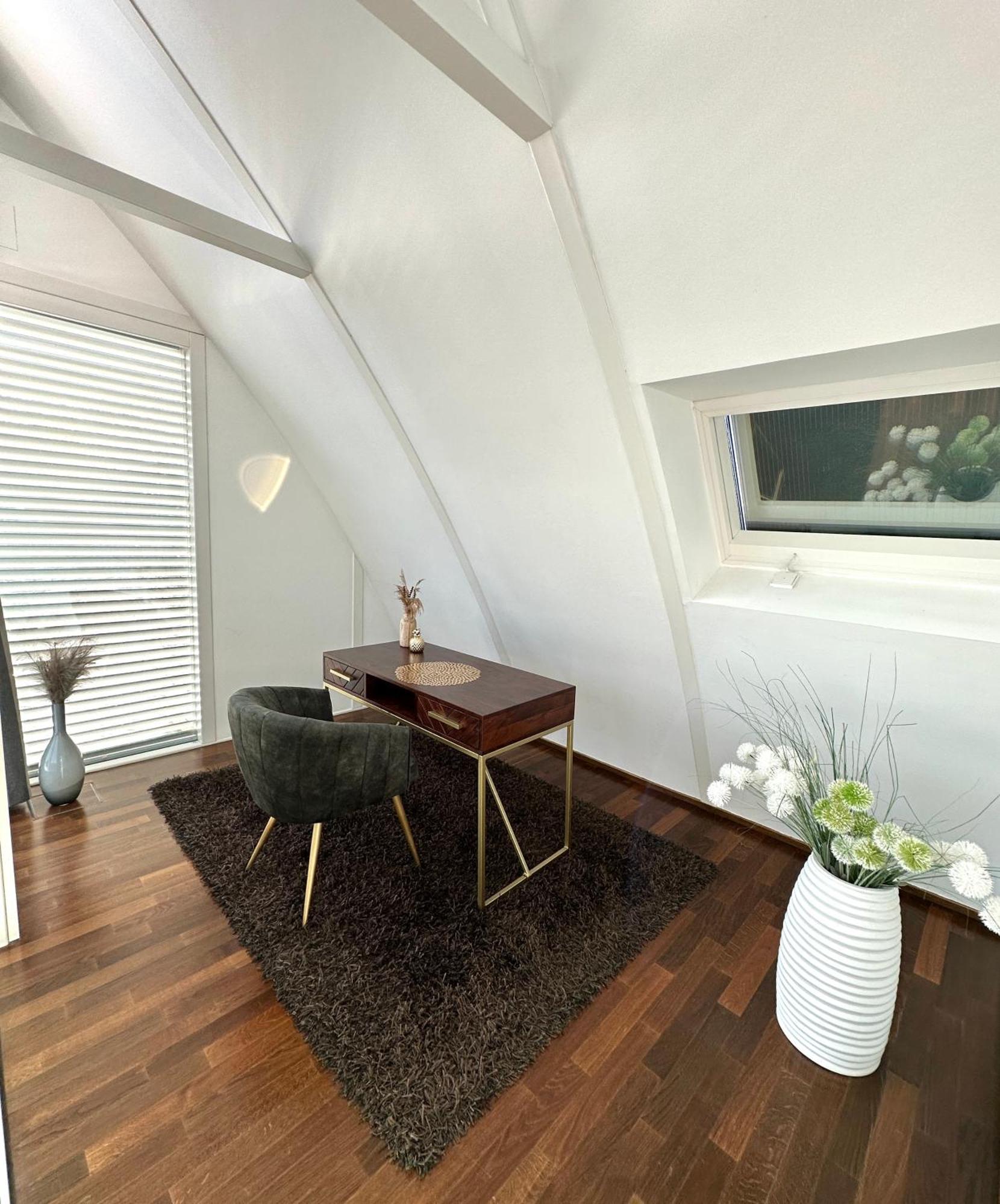 Schwimmendes Ferienhaus Silent Elsterheide Luaran gambar