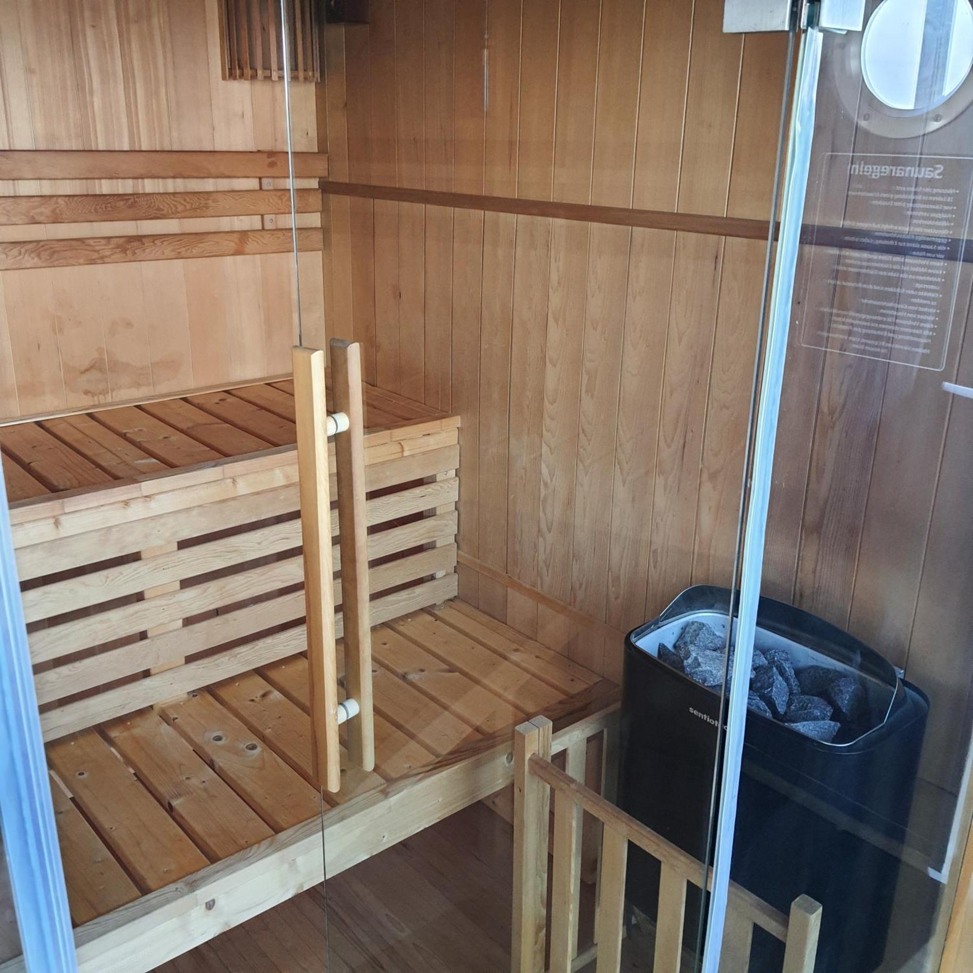 Schwimmendes Ferienhaus Silent Elsterheide Luaran gambar