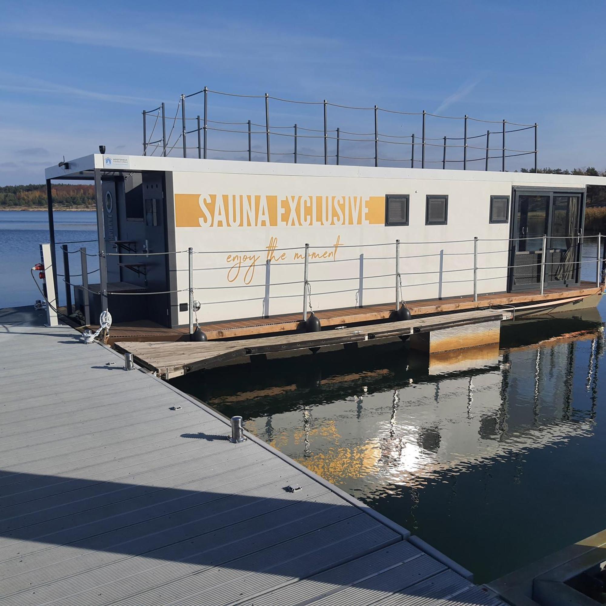 Schwimmendes Ferienhaus Silent Elsterheide Luaran gambar