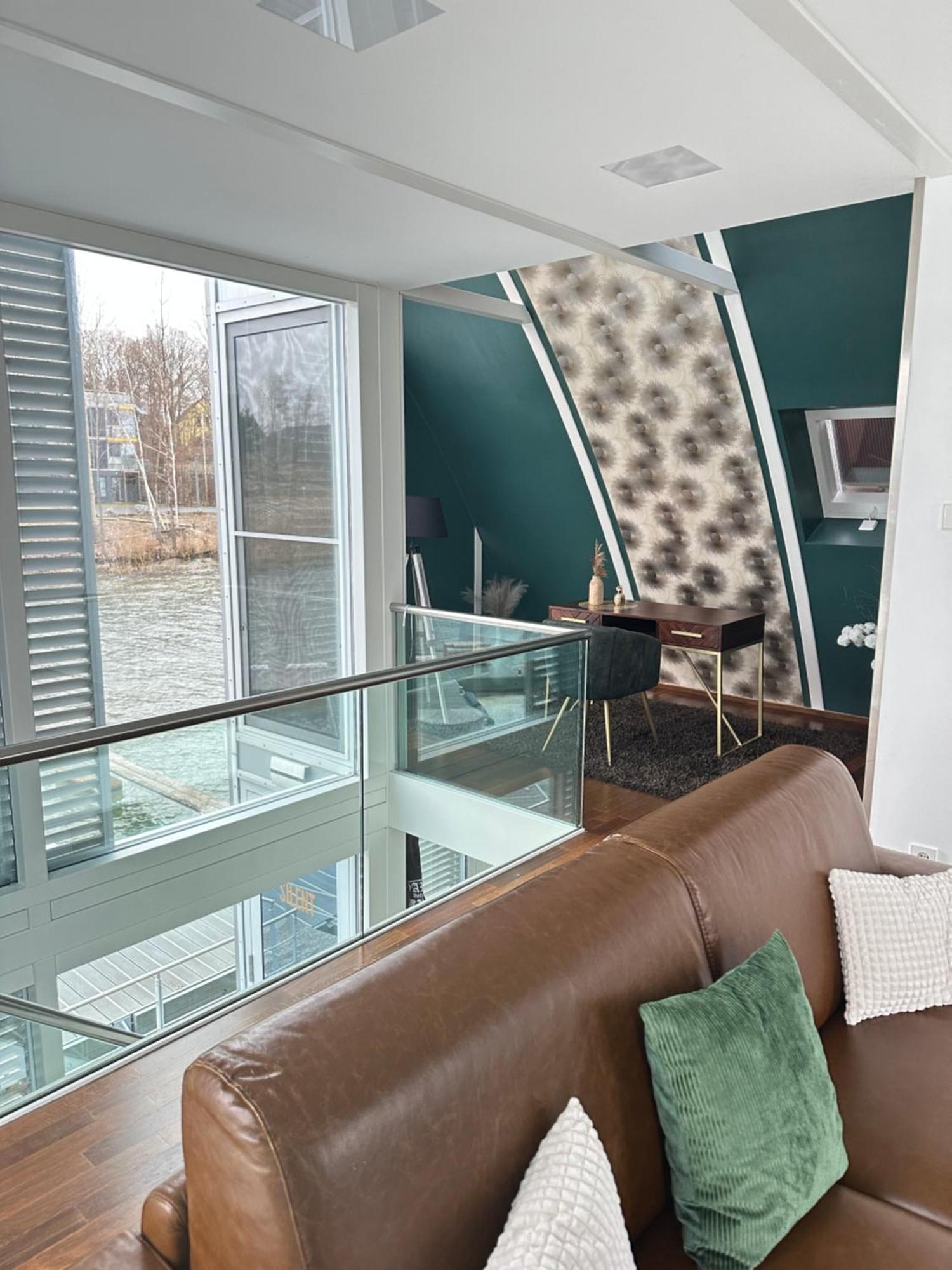 Schwimmendes Ferienhaus Silent Elsterheide Luaran gambar